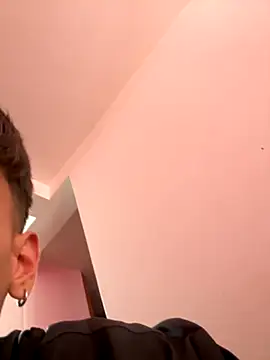  Kinky69  online show from November 5, 9:40 pm