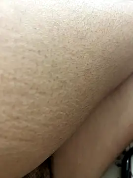 aditi singh15 online show from November 5, 8:39 am