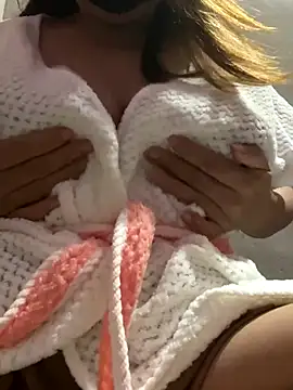 Snapshot of Ni_ni22 chatting on November 25, 4:51 pm Ni ni22 online show from November 25, 4:51 pm