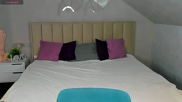 Snapshot of Berta_Kelly chatting on June 14, 12:18 am Berta Kelly online show from June 14, 12:18 am