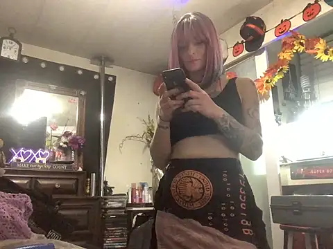 blondebarbiebae online show from March 26, 4:11 am