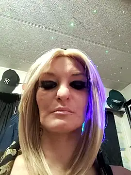 blondebarbiebae online show from January 12, 12:28 am