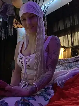Snapshot of blondebarbiebae chatting on May 20, 9:23 pm blondebarbiebae online show from May 20, 9:23 pm