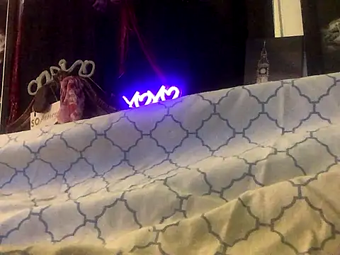 blondebarbiebae online show from October 28, 8:02 am