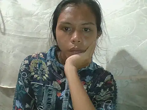 Kim25xxxx online show from November 18, 12:30 pm