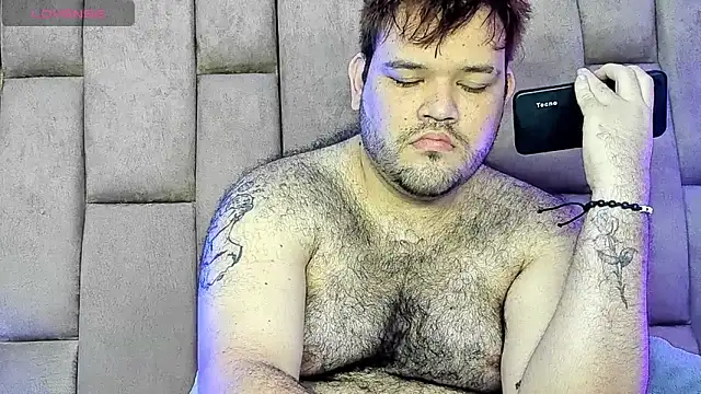 big bearr online show from May 2, 3:56 am