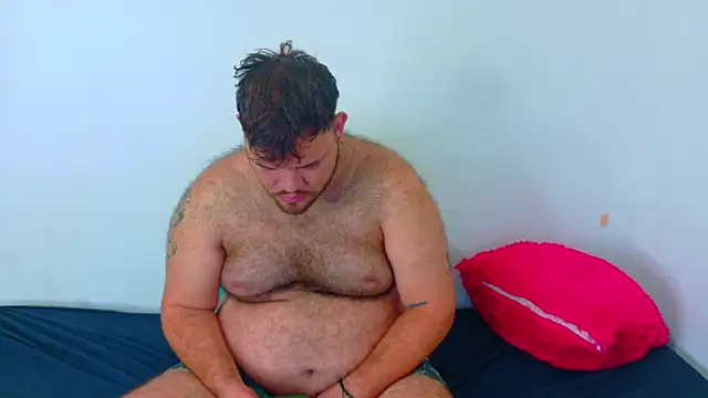 big bearr online show from December 21, 4:41 pm