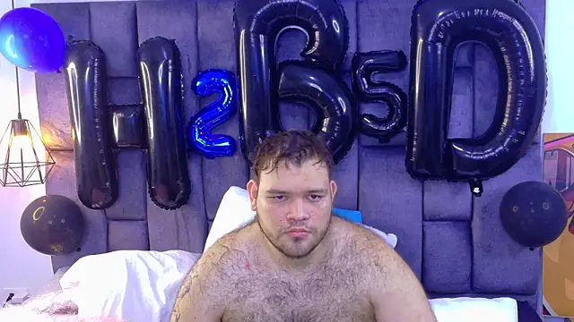 big bearr online show from October 8, 9:04 pm