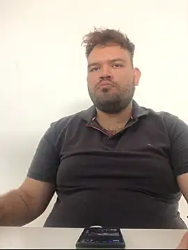 big bearr online show from November 6, 4:44 pm