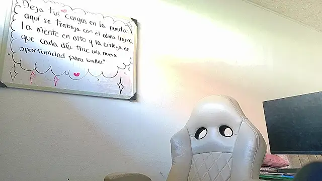 big bearr online show from November 26, 1:33 pm