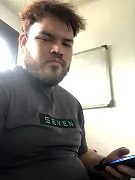 big bearr online show from January 10, 8:59 pm