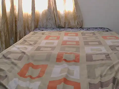 Snapshot of HorneyEbony chatting on October 3, 10:17 am HorneyEbony online show from October 3, 10:17 am