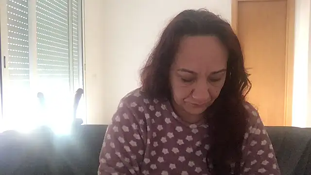 Snapshot of paula19800 chatting on November 5, 9:23 am paula19800 online show from November 5, 9:23 am