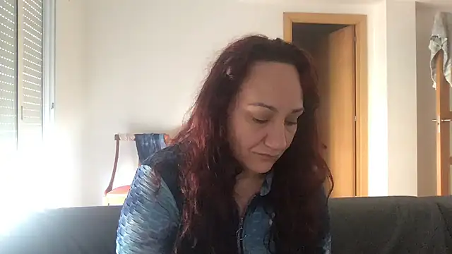 Snapshot of paula19800 chatting on November 9, 10:19 am paula19800 online show from November 9, 10:19 am