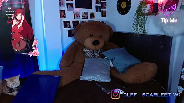 Snapshot of scarleettwolff chatting on October 23, 9:13 pm scarleettwolff online show from October 23, 9:13 pm