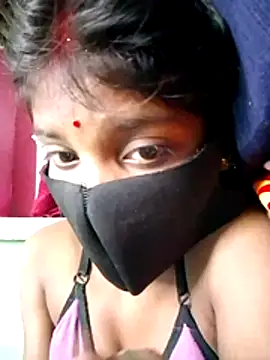 Snapshot of Cuty_kinjal chatting on October 13, 9:16 pm Cuty kinjal online show from October 13, 9:16 pm