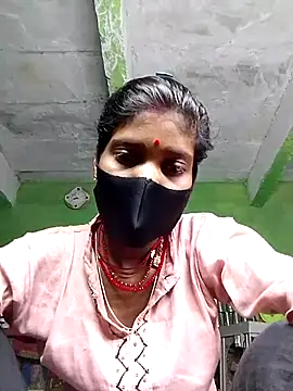 Snapshot of Cuty_kinjal chatting on September 24, 10:05 pm Cuty kinjal online show from September 24, 10:05 pm