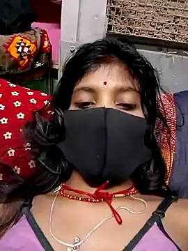 Snapshot of Cuty_kinjal chatting on October 9, 8:09 pm Cuty kinjal online show from October 9, 8:09 pm