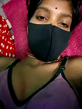 Snapshot of Cuty_kinjal chatting on October 17, 5:59 pm Cuty kinjal online show from October 17, 5:59 pm