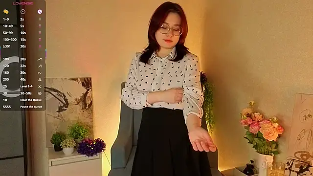 NyamNyamNyammm online show from October 13, 3:02 pm