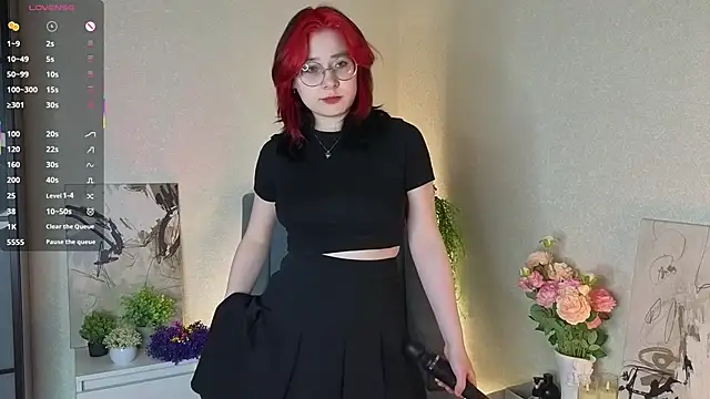 NyamNyamNyammm online show from October 19, 2:09 pm