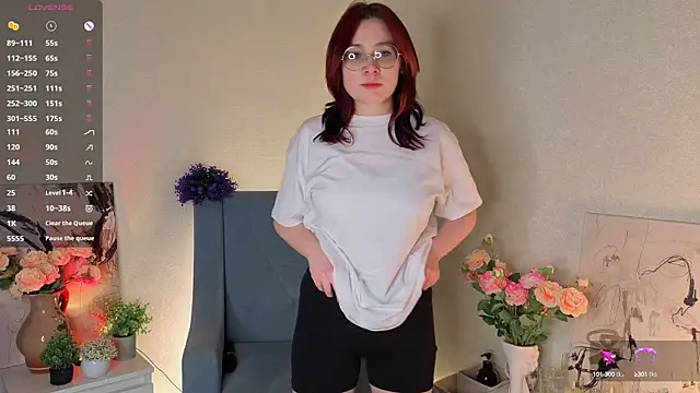 NyamNyamNyammm online show from October 2, 2:31 pm