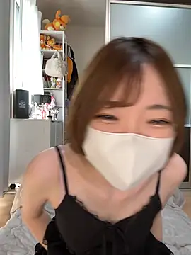 Moe v v online show from February 28, 3:06 am