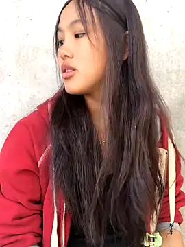 Snapshot of Mai_lovely chatting on November 7, 3:00 am Mai lovely online show from November 7, 3:00 am