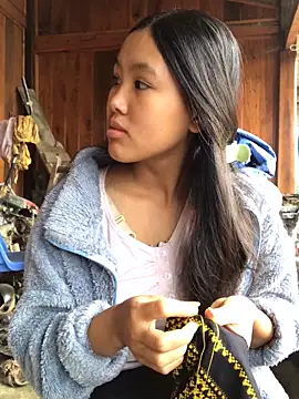 Snapshot of Mai_lovely chatting on October 27, 1:39 am Mai lovely online show from October 27, 1:39 am