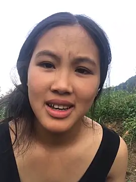 Snapshot of Mai_lovely chatting on October 16, 6:54 am Mai lovely online show from October 16, 6:54 am