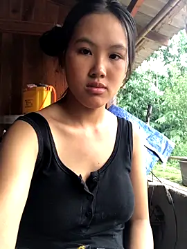Snapshot of Mai_lovely chatting on October 11, 2:34 am Mai lovely online show from October 11, 2:34 am
