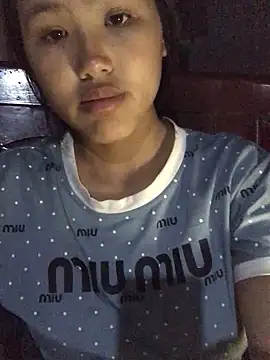 Snapshot of Mai_lovely chatting on October 13, 11:12 am Mai lovely online show from October 13, 11:12 am