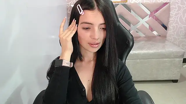 cynthia ch online show from November 11, 3:01 am