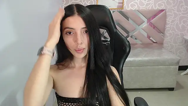 cynthia ch online show from November 13, 3:32 am