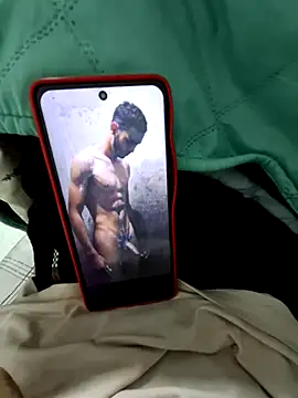 zkendell01 online show from October 26, 6:14 am