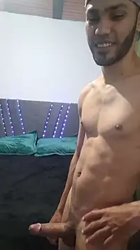 zkendell01 online show from March 29, 5:09 am