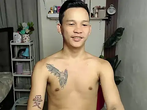 asianmonstercock05 online show from April 2, 5:47 am