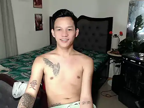 asianmonstercock05 online show from November 2, 8:08 am