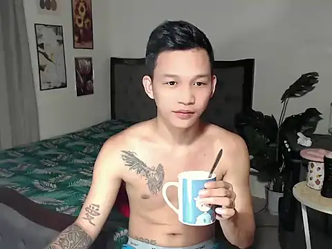 asianmonstercock05 online show from October 30, 8:06 pm