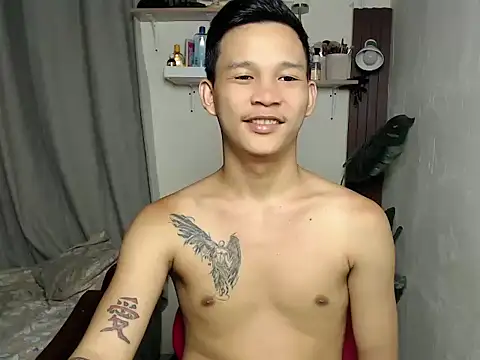 asianmonstercock05 online show from April 9, 10:21 am