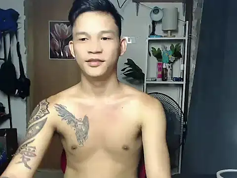asianmonstercock05 online show from May 14, 10:23 am