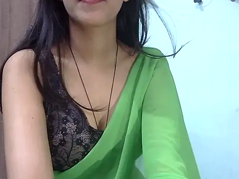 Lusty Shreya  online show from October 18, 4:58 am