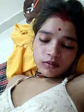 Snapshot of Mahek_love143 chatting on June 15, 10:31 pm Mahek love143 online show from June 15, 10:31 pm
