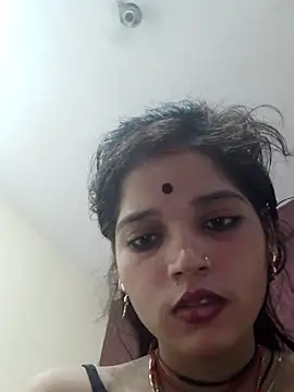Snapshot of Mahek_love143 chatting on June 6, 11:43 pm Mahek love143 online show from June 6, 11:43 pm