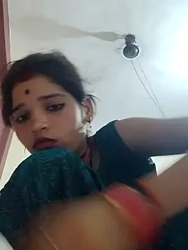 Snapshot of Mahek_love143 chatting on July 1, 1:00 pm Mahek love143 online show from July 1, 1:00 pm