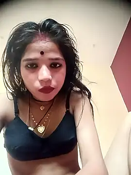 Snapshot of Mahek_love143 chatting on June 4, 11:04 am Mahek love143 online show from June 4, 11:04 am