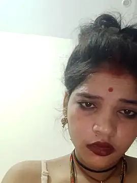 Snapshot of Mahek_love143 chatting on June 14, 1:13 am Mahek love143 online show from June 14, 1:13 am