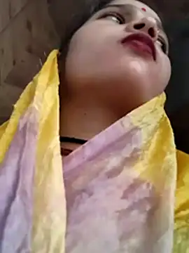 Snapshot of Mahek_love143 chatting on June 16, 10:37 am Mahek love143 online show from June 16, 10:37 am