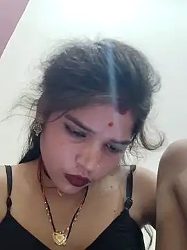 Snapshot of Mahek_love143 chatting on June 26, 11:49 am Mahek love143 online show from June 26, 11:49 am