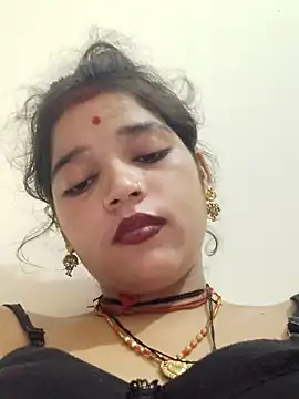 Snapshot of Mahek_love143 chatting on June 18, 10:37 pm Mahek love143 online show from June 18, 10:37 pm